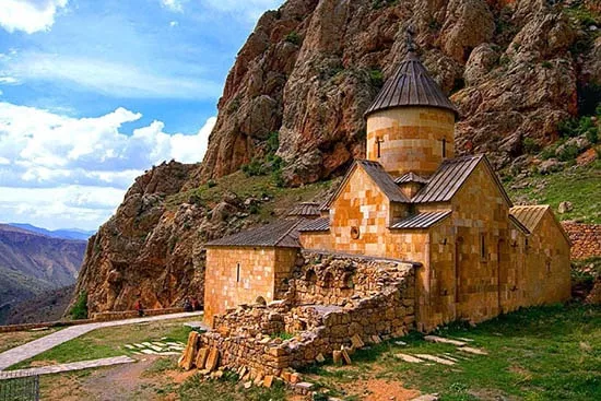Отдых в Армении - монастырь Нораванк
